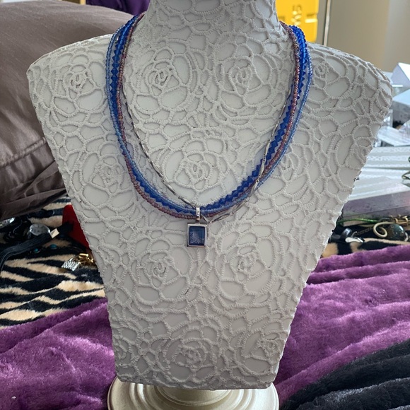 Statement Necklace - Picture 3 of 4